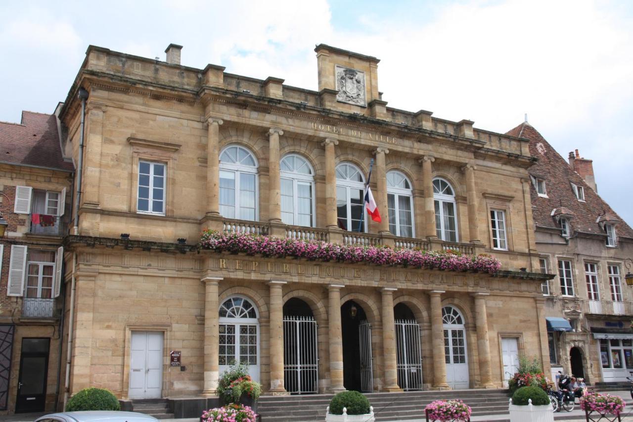 Appt "Coeur Moulinois" Apartamento Moulins  Exterior foto